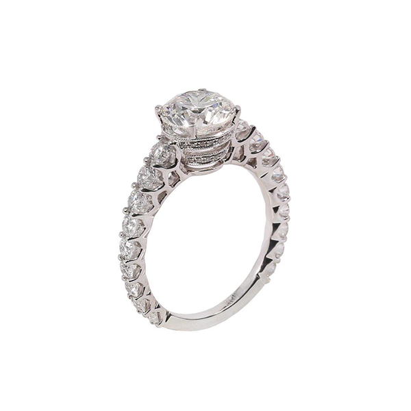 18k White Gold Diamond Ring
